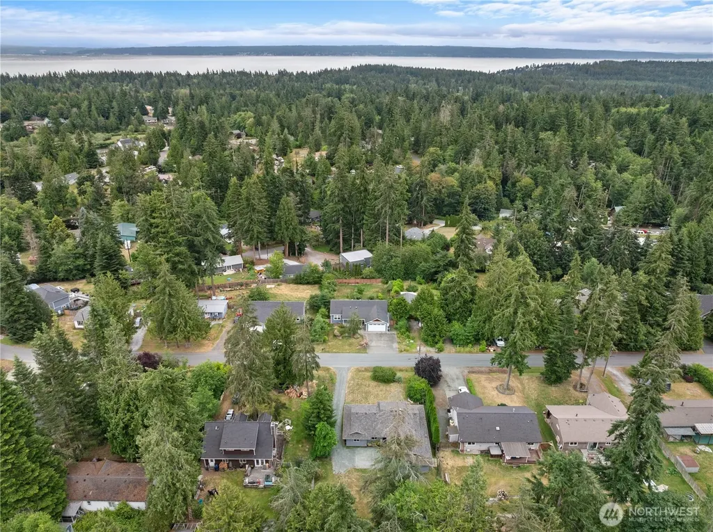1614 Poplar Lane Camano Island WA 98282