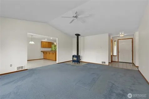 1614 Poplar Lane Camano Island WA 98282