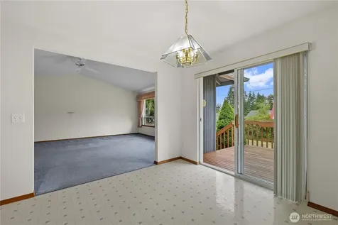 1614 Poplar Lane Camano Island WA 98282