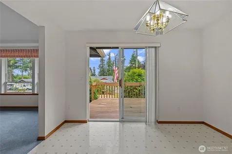 1614 Poplar Lane Camano Island WA 98282