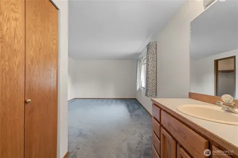 1614 Poplar Lane Camano Island WA 98282