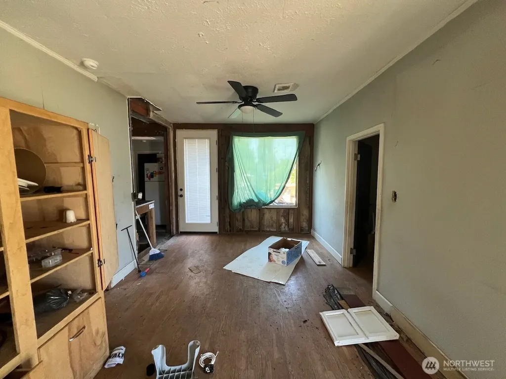 125 S 6th Street Mccleary WA 98557
