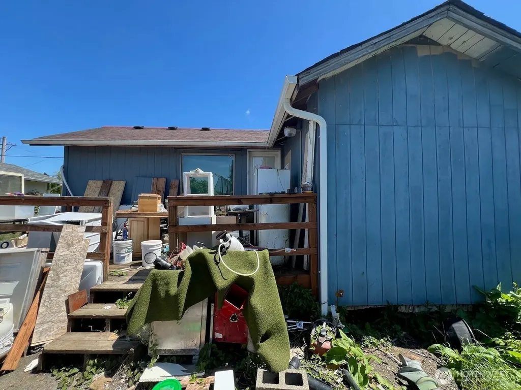 125 S 6th Street Mccleary WA 98557