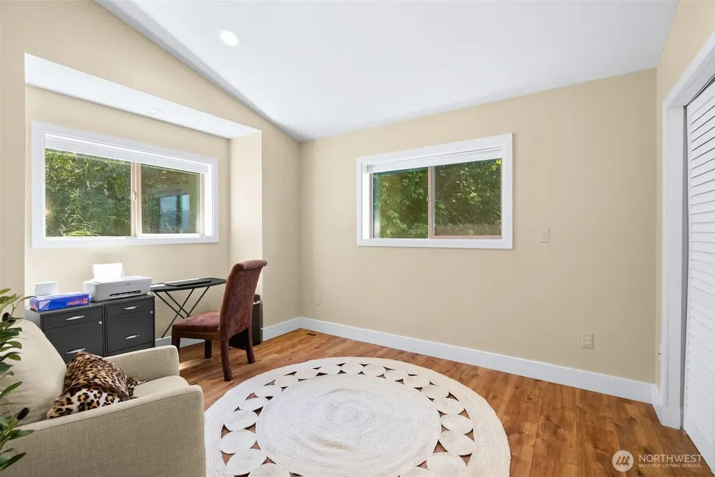 8625 Leeward Avenue NW Seabeck WA 98380