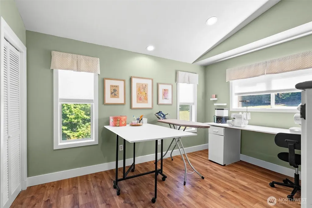 8625 Leeward Avenue NW Seabeck WA 98380