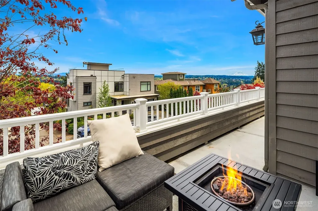 11919 89th Place NE Kirkland WA 98034