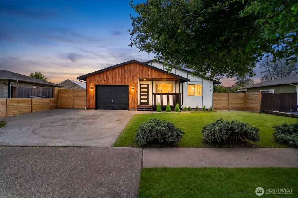 603 Washington Avenue SE Orting WA 98360