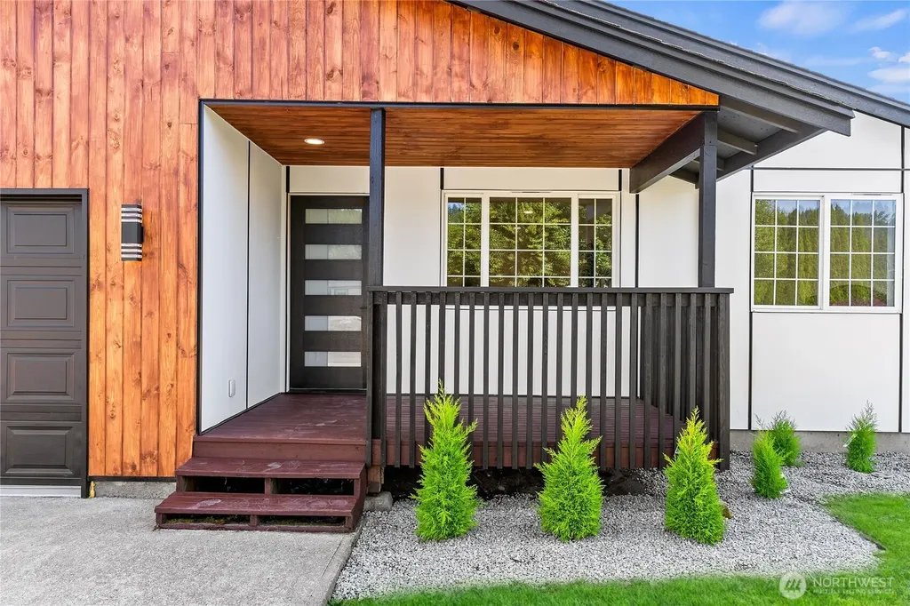603 Washington Avenue SE Orting WA 98360