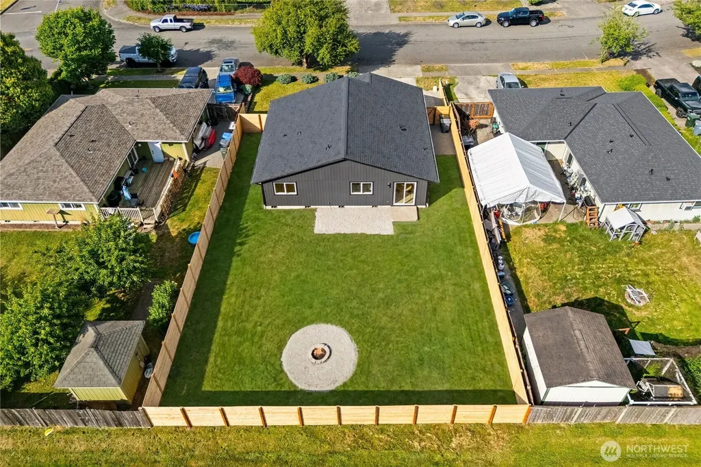 603 Washington Avenue SE Orting WA 98360