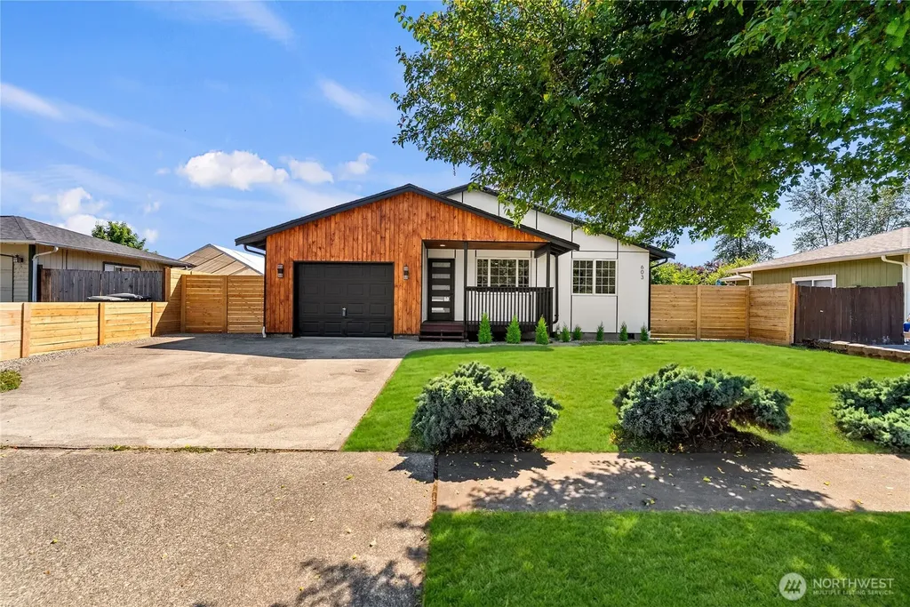 603 Washington Avenue SE Orting WA 98360
