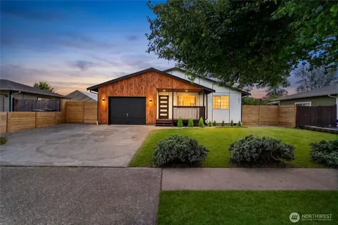 603 Washington Avenue SE Orting WA 98360