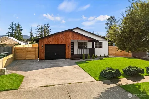 603 Washington Avenue SE Orting WA 98360