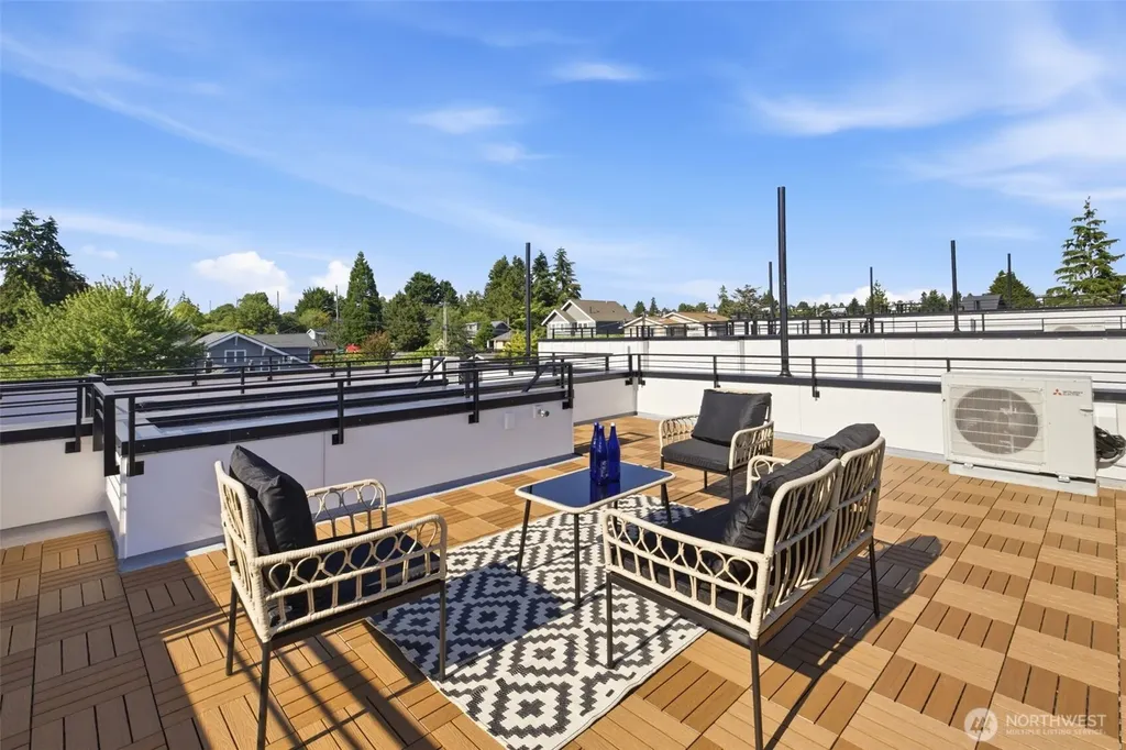 5902 42nd Avenue SW Seattle WA 98136