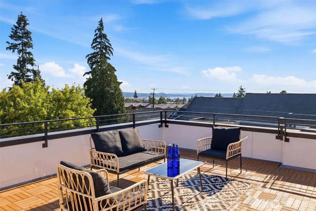 5902 42nd Avenue SW Seattle WA 98136