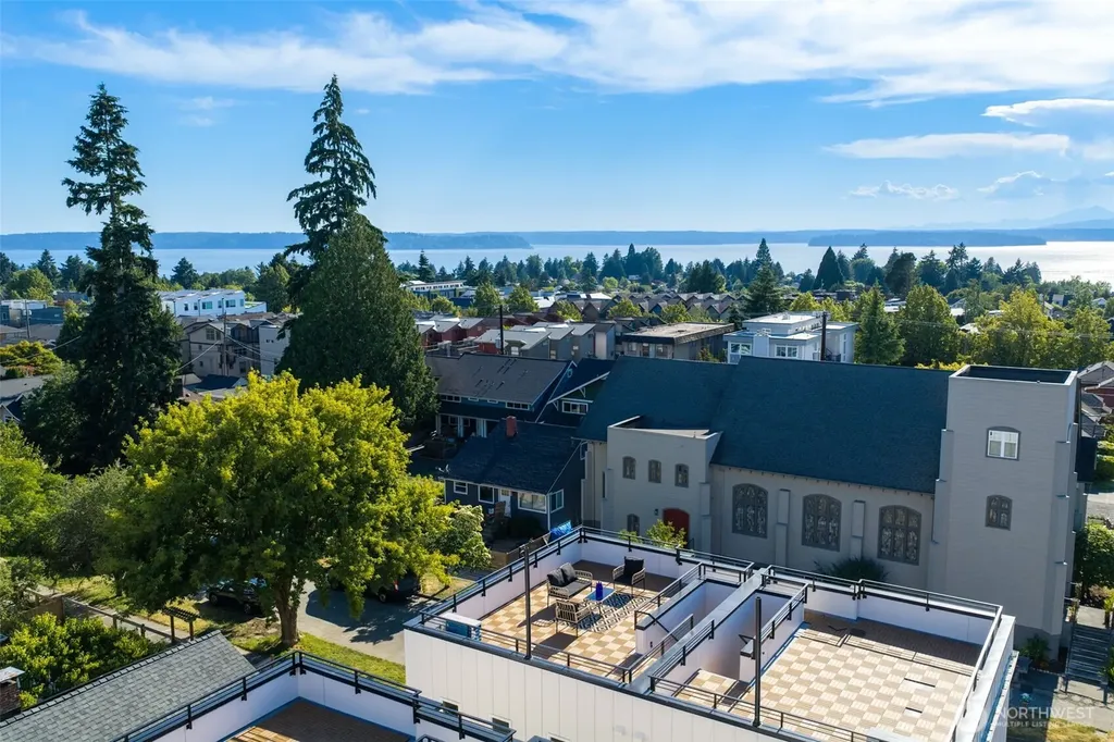 5902 42nd Avenue SW Seattle WA 98136