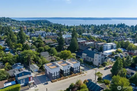 5902 42nd Avenue SW Seattle WA 98136