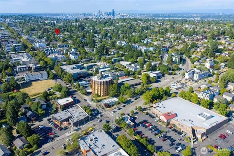 5902 42nd Avenue SW Seattle WA 98136
