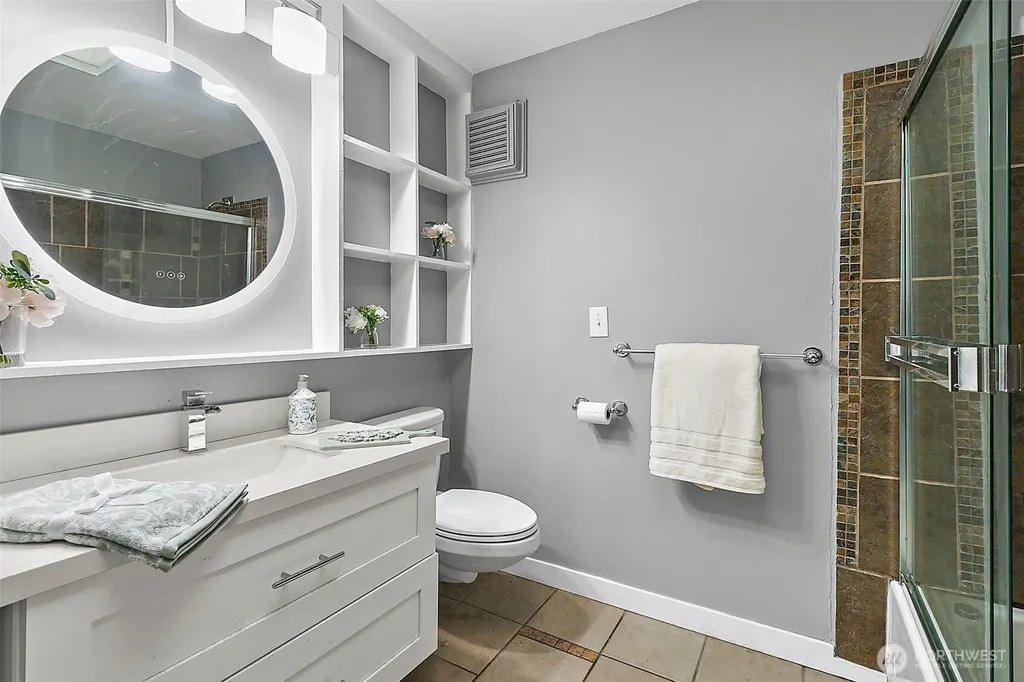 9656 Beacon Avenue S Seattle WA 98118