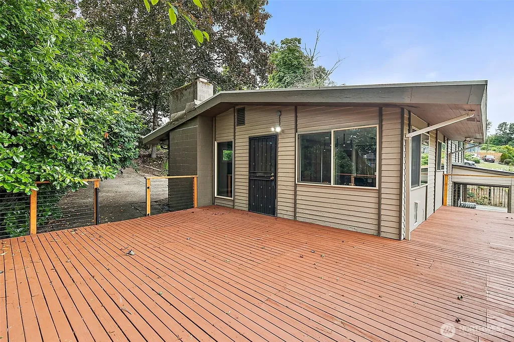 9656 Beacon Avenue S Seattle WA 98118