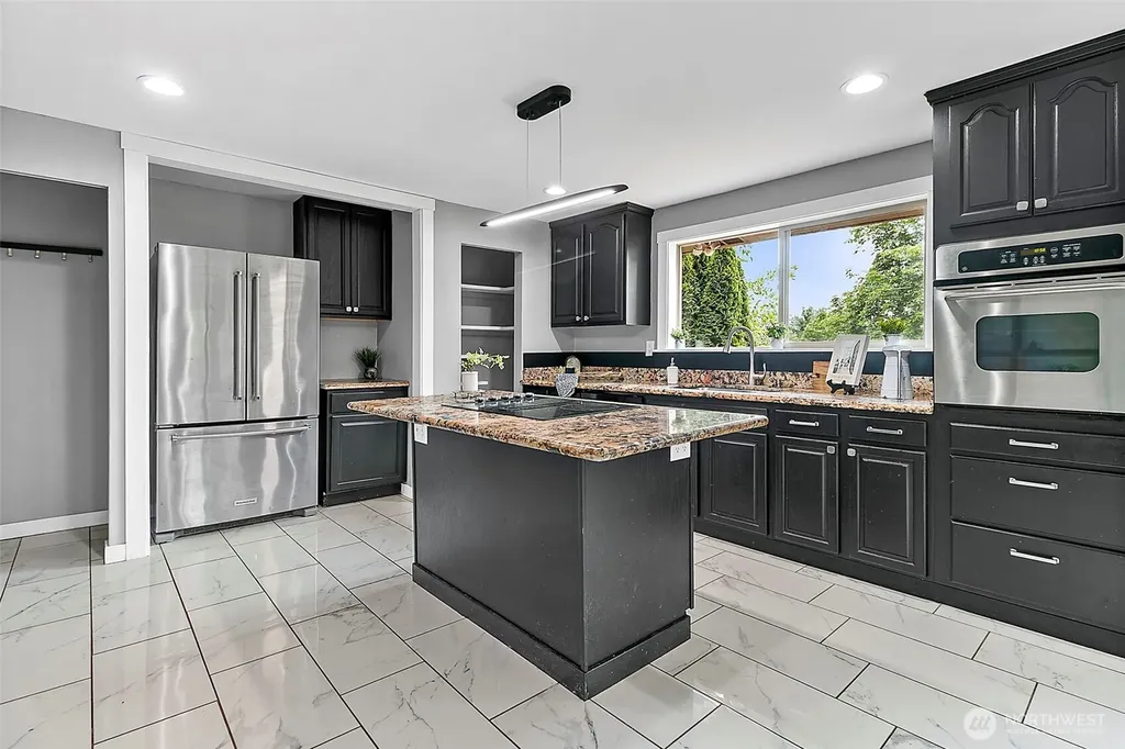 9656 Beacon Avenue S Seattle WA 98118