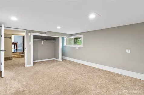 9656 Beacon Avenue S Seattle WA 98118