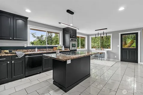 9656 Beacon Avenue S Seattle WA 98118