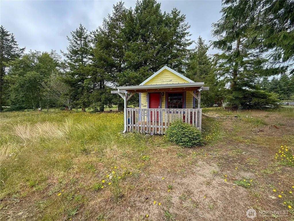 10607 Sandridge Road Long Beach WA 98631