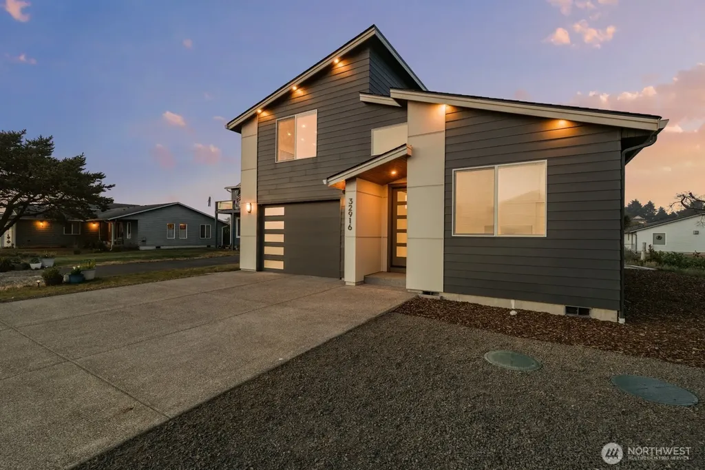 32916 G Street Ocean Park WA 98640