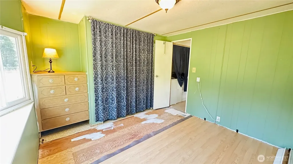 11 E Michigan School Road Sequim WA 98382