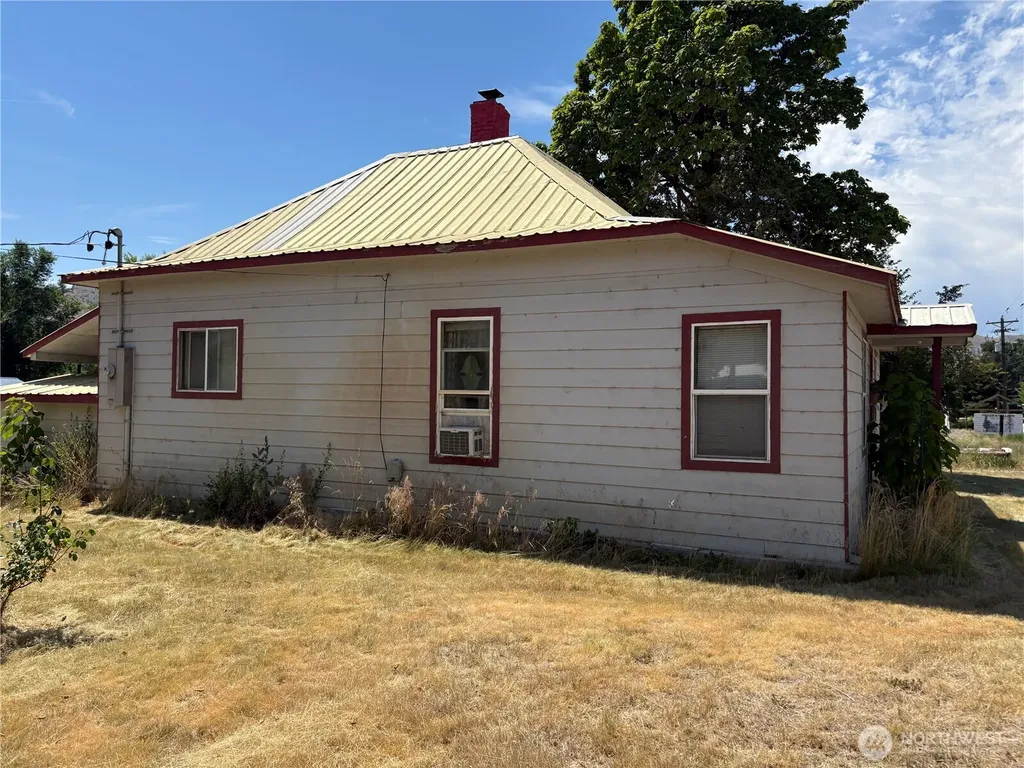 1470 Old Highway 97 Malott WA 98829