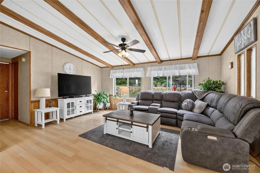6622 5th Drive NW Marysville WA 98271