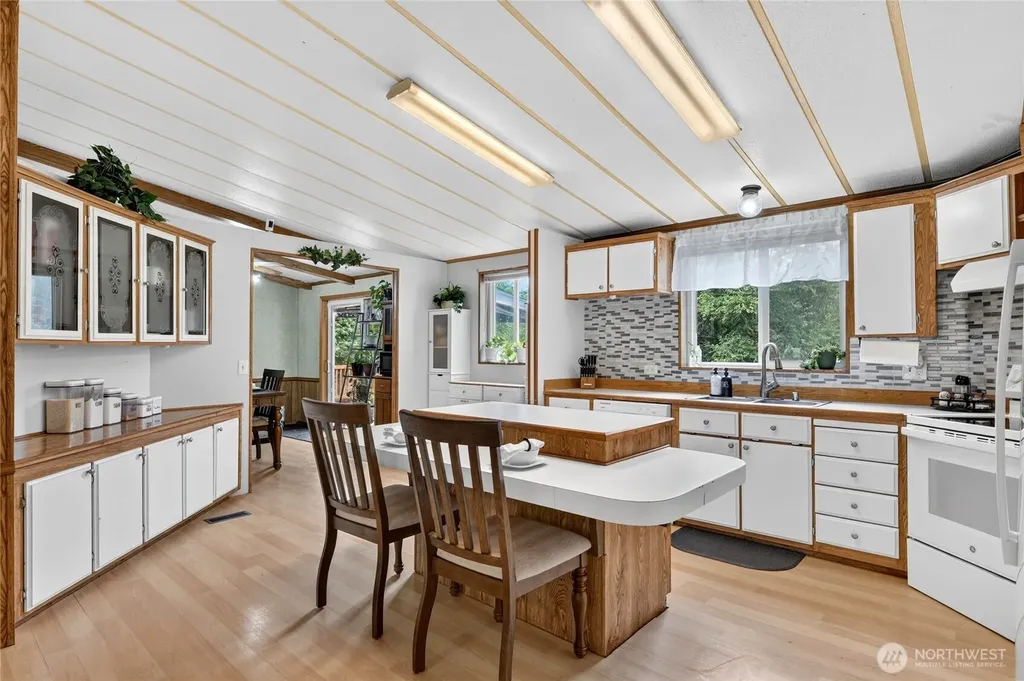 6622 5th Drive NW Marysville WA 98271