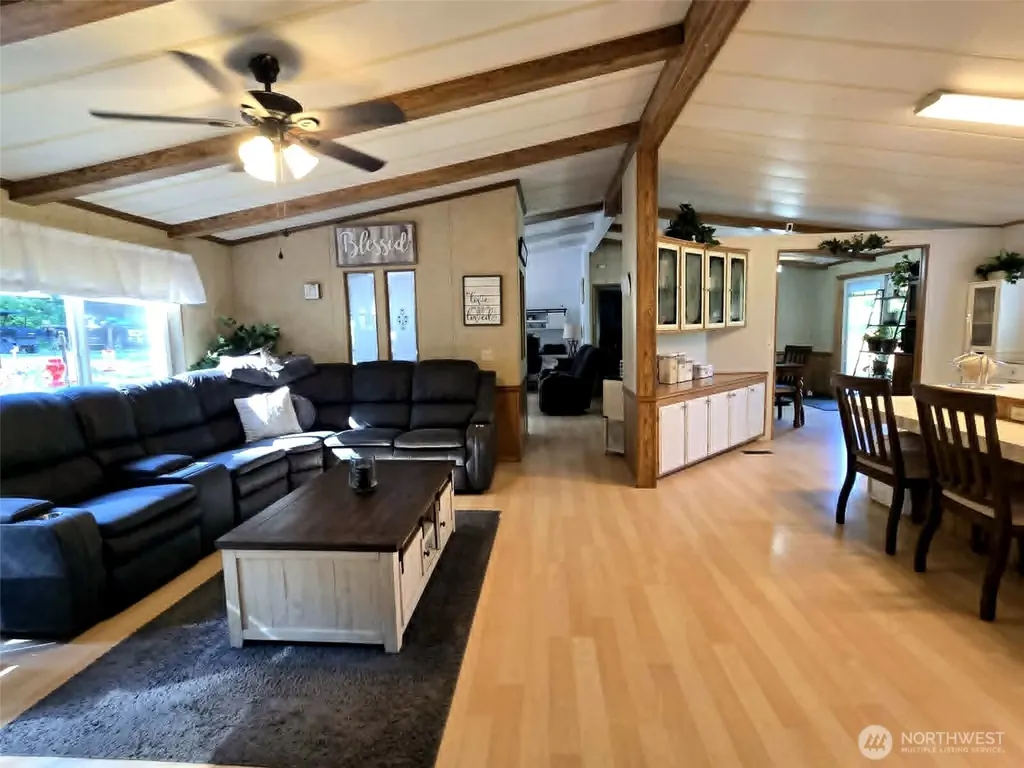 6622 5th Drive NW Tulalip WA 98271