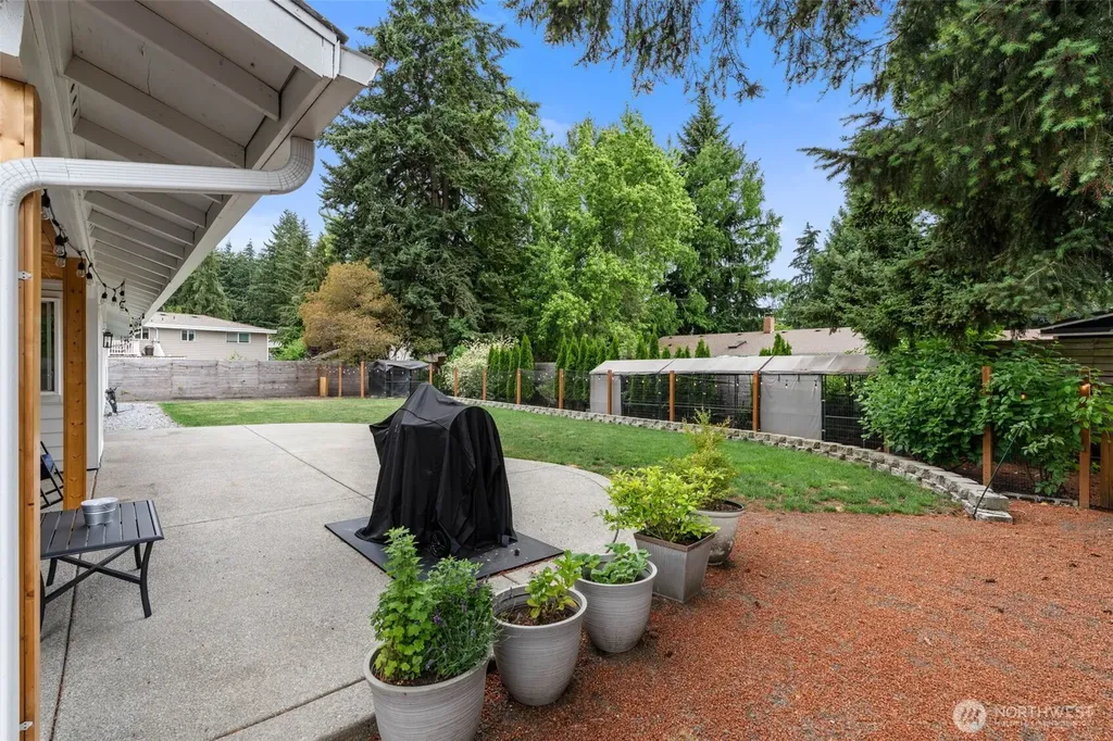 6006 16th Avenue SE Lacey WA 98503