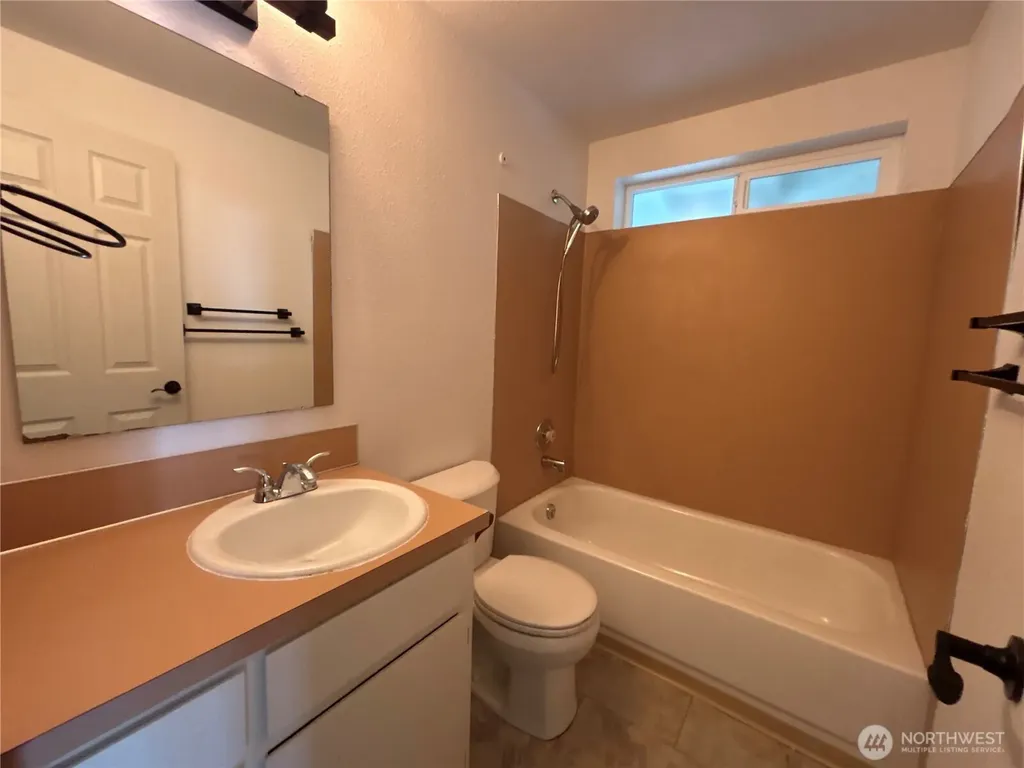 6779 Cortez Place NW Bremerton WA 98311
