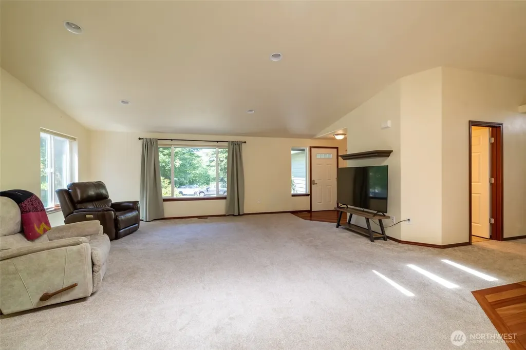 107 Skyview Drive Mossyrock WA 98564