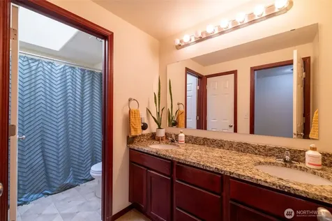 107 Skyview Drive Mossyrock WA 98564