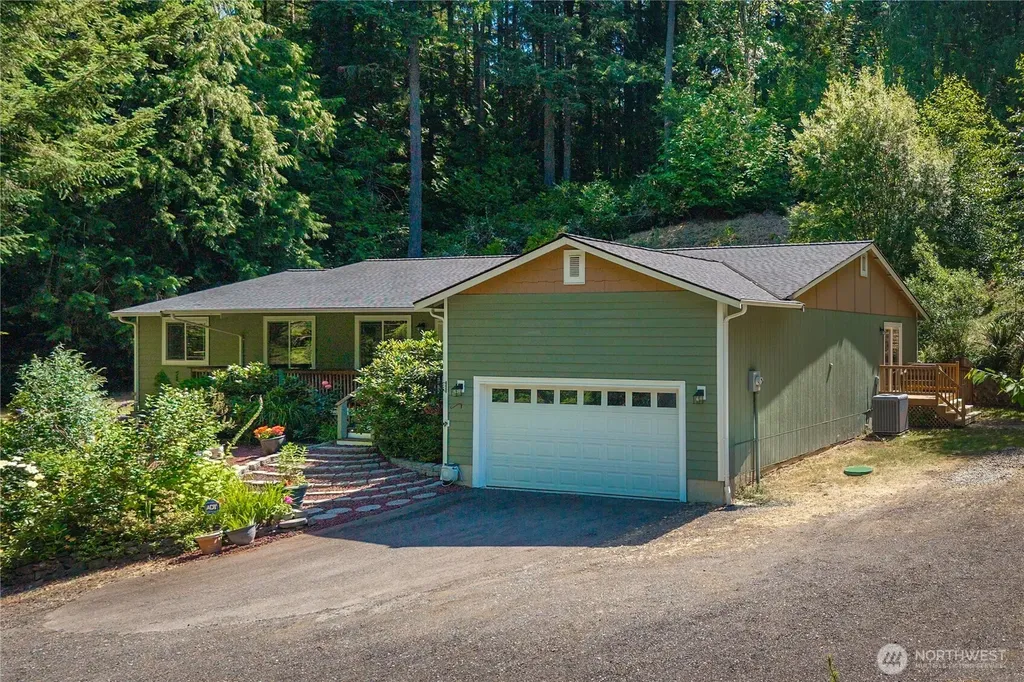 17118 S Vaughn Road NW Vaughn WA 98394