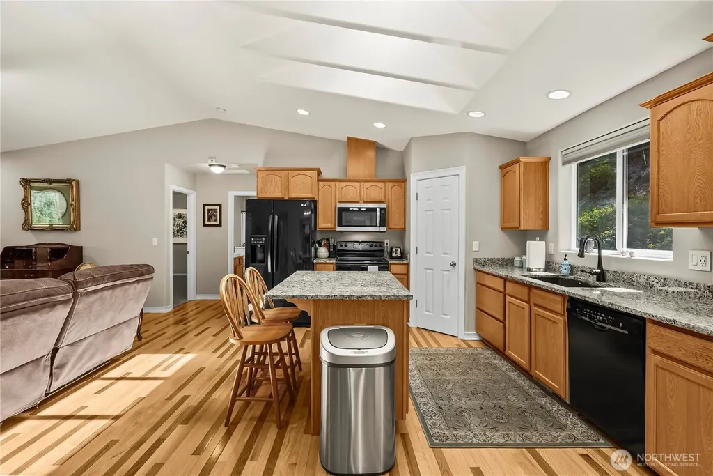 17118 S Vaughn Road NW Vaughn WA 98394