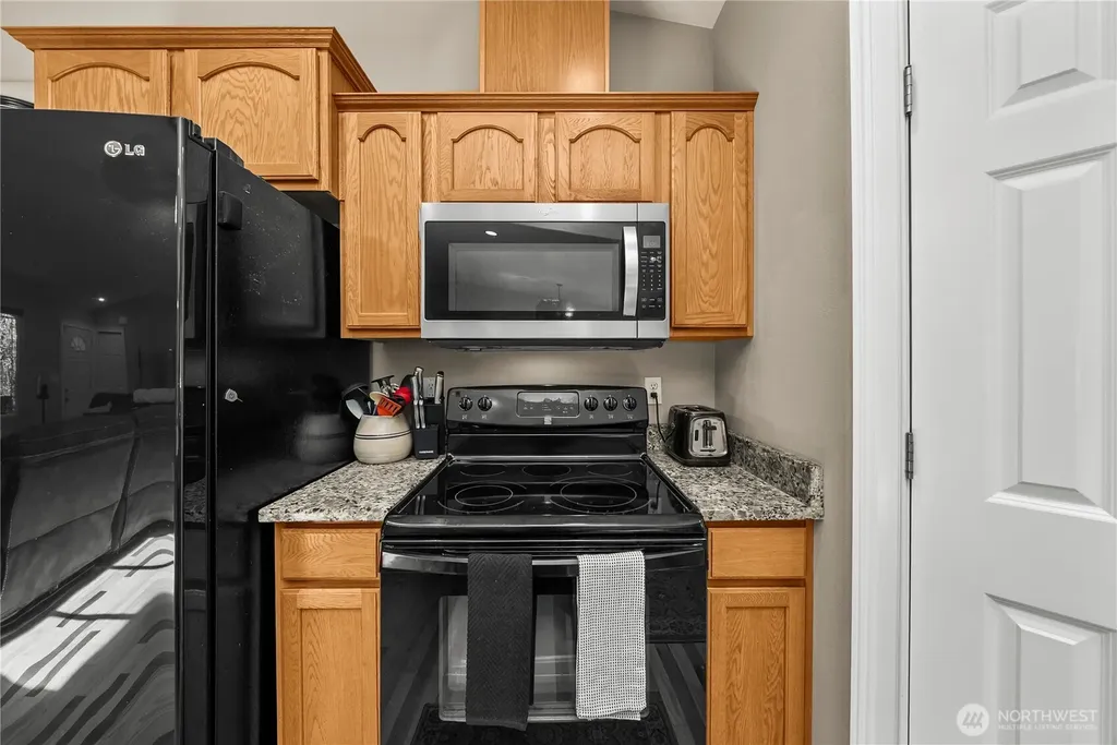 17118 S Vaughn Road NW Vaughn WA 98394