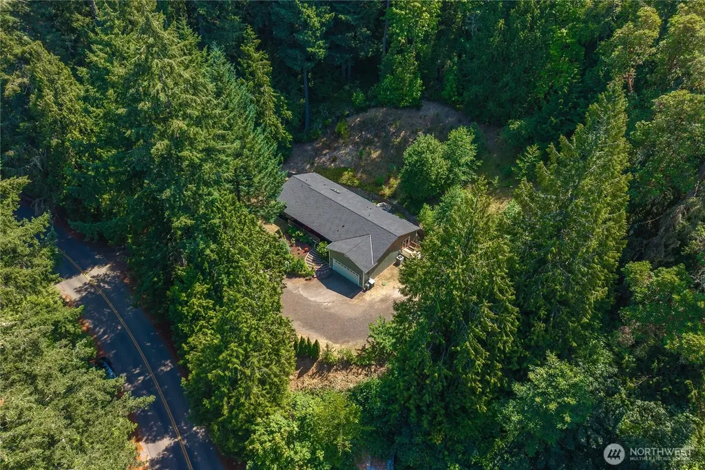 17118 S Vaughn Road NW Vaughn WA 98394