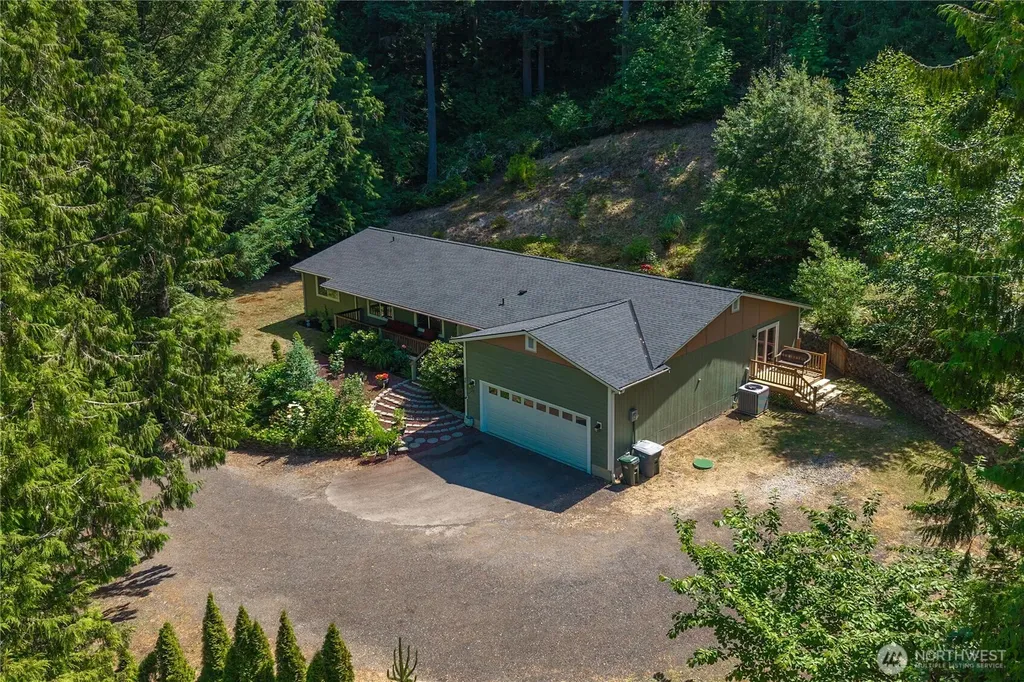 17118 S Vaughn Road NW Vaughn WA 98394