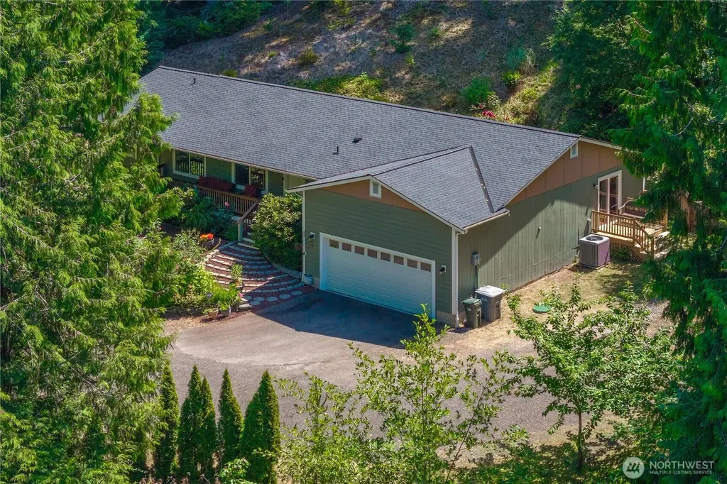 17118 S Vaughn Road NW Vaughn WA 98394