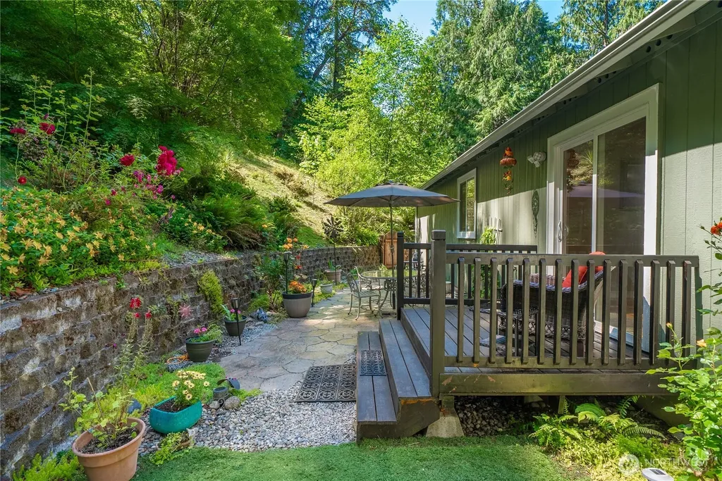 17118 S Vaughn Road NW Vaughn WA 98394