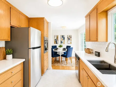 11253 12th Avenue S Seattle WA 98168