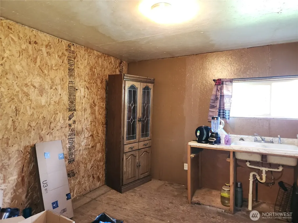 3 Garden Lane Curlew WA 99118