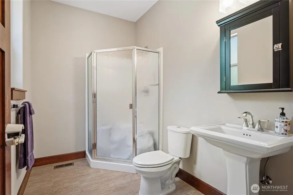 251 Beasley Road Kelso WA 98626