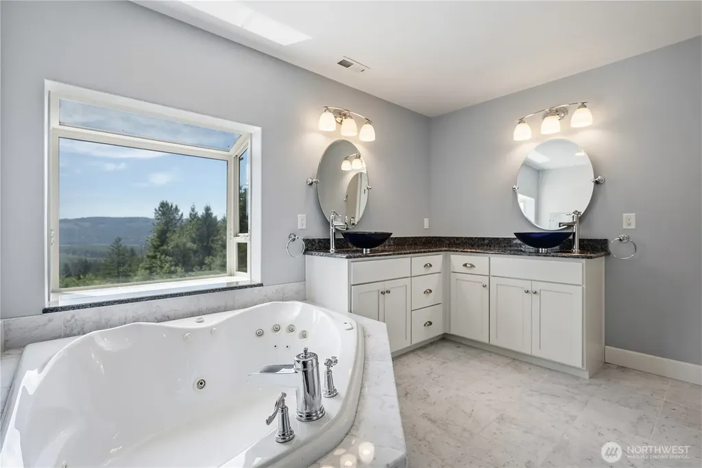 251 Beasley Road Kelso WA 98626