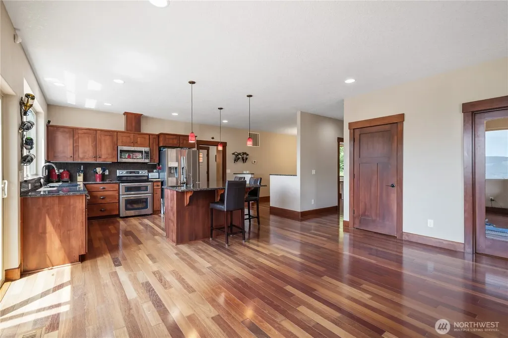 251 Beasley Road Kelso WA 98626