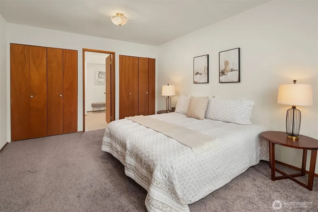 7805 186th Street SW Edmonds WA 98026